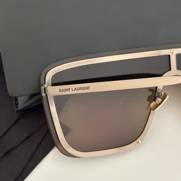 Saint Laurent SL 364 MASK 010 GOLD sunglasses - Picture 8 of 11